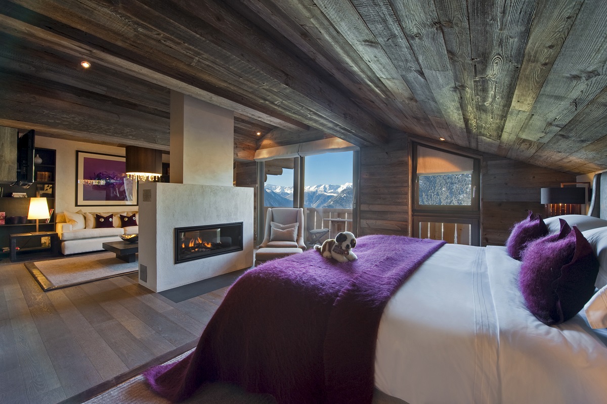 The Lodge Bedroom Fireplace - Verbier, Switzerland