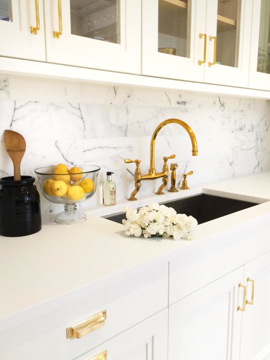  Modern Kitchen Sink Designs That Look to Attract Attention