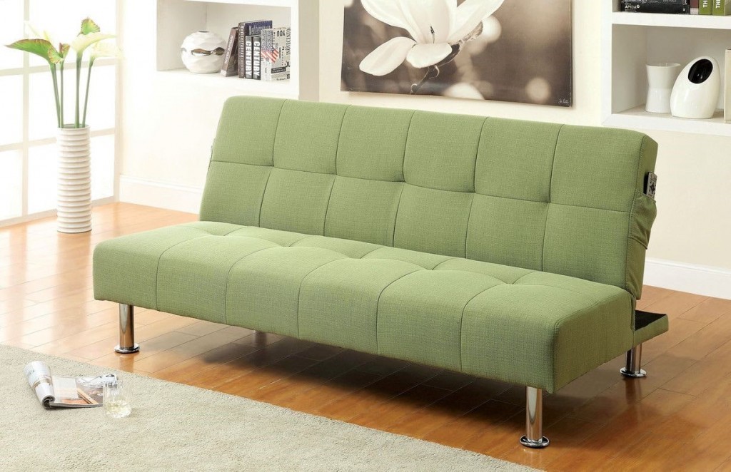 Раскладной диван с обивкой зеленого цвета