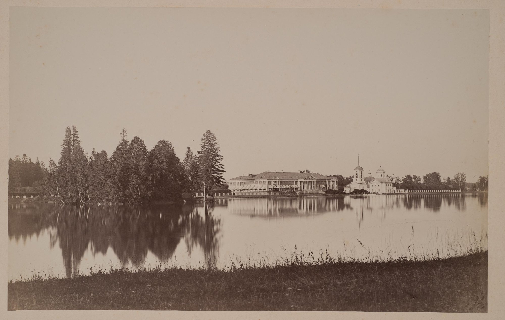 1880-е. Панорама Кускова из-за пруда