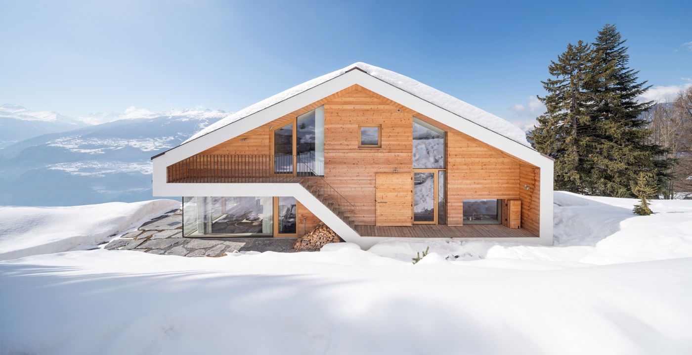 Дом в скандинавском стиле с двухскатной крышей